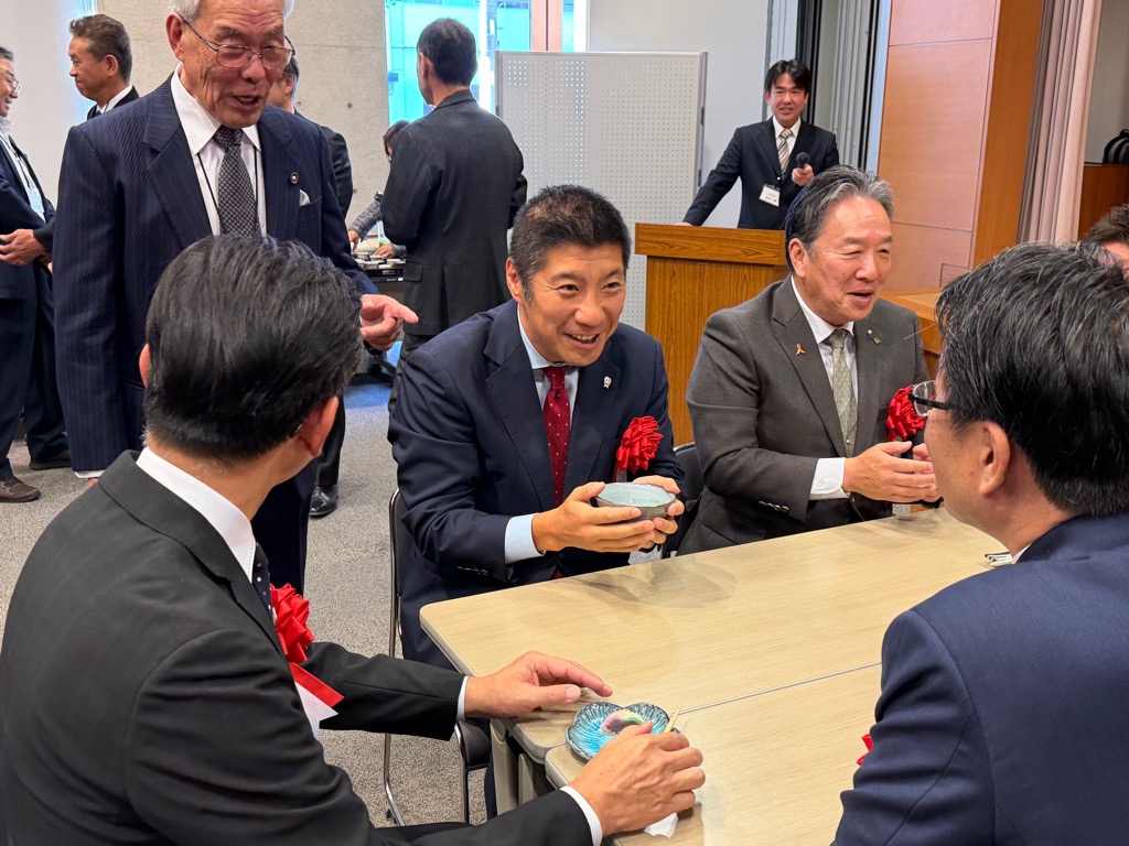 20251106　萬古とお茶を楽しむ会.jpg