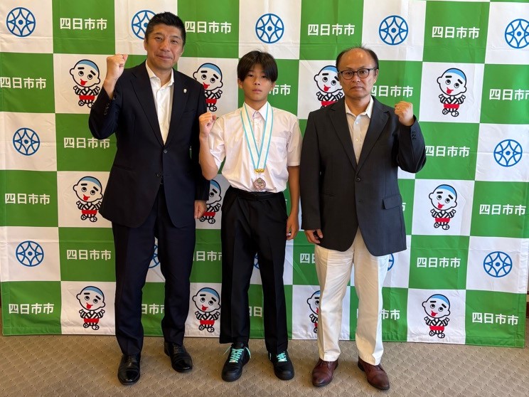 20260716 四日市ジュニアレスリングクラブ表敬訪問.jpg